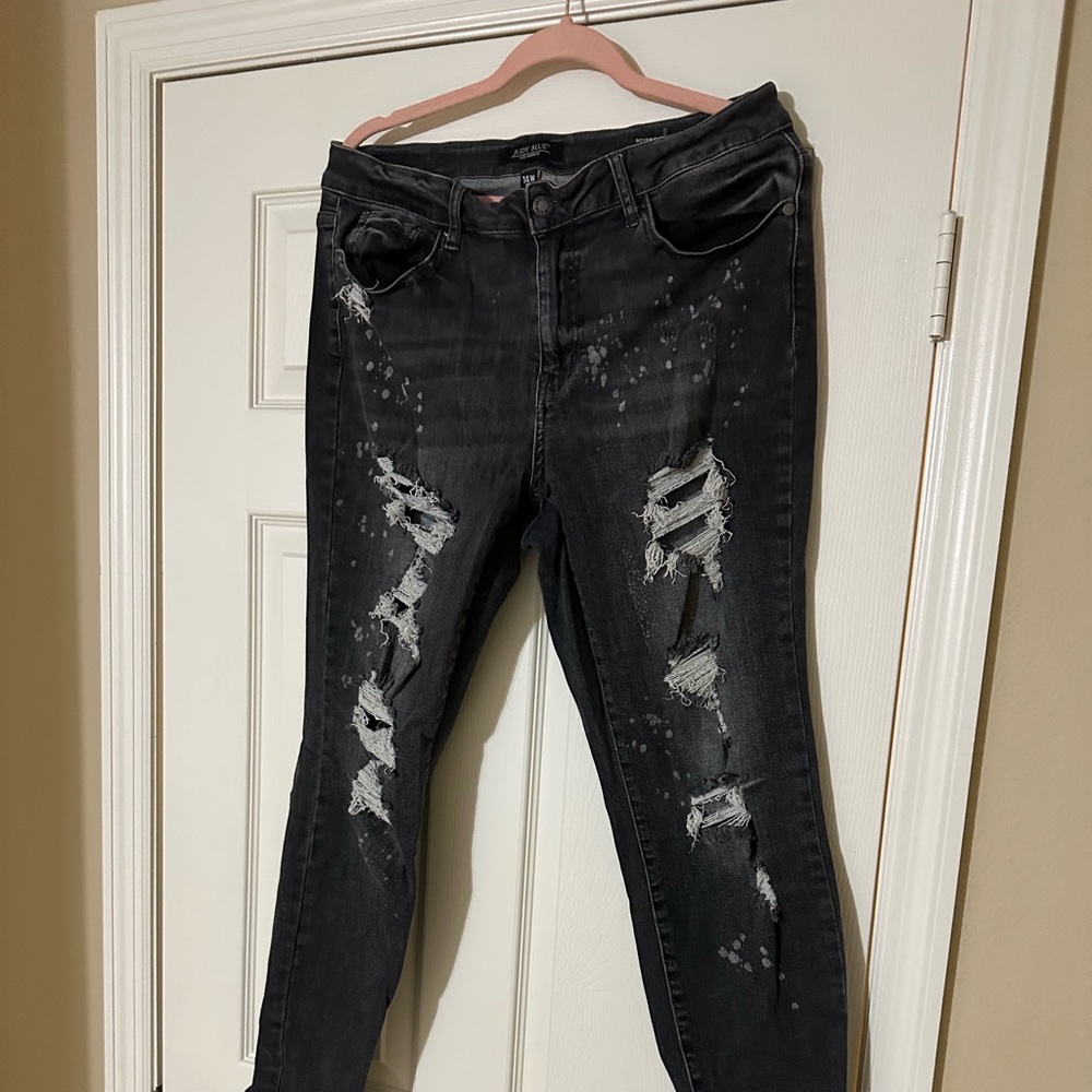 Judy Blue black Bleach Splatter BF Jean